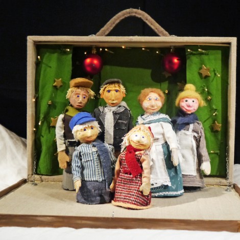 michel-feiert-weihnachten-familie_im_koffer_1-copy