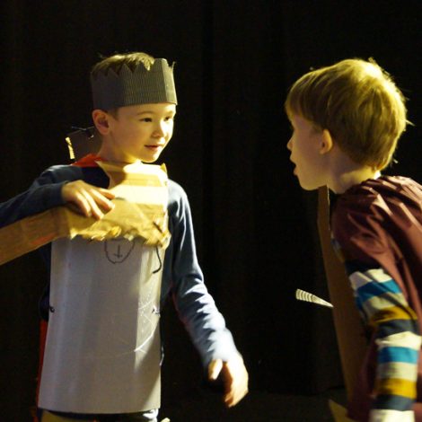 Ritter Theaterspiel